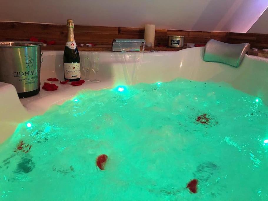 Apartment Sejour Detente Au Coeur De Spa,cine,bouteille Offerte Macon