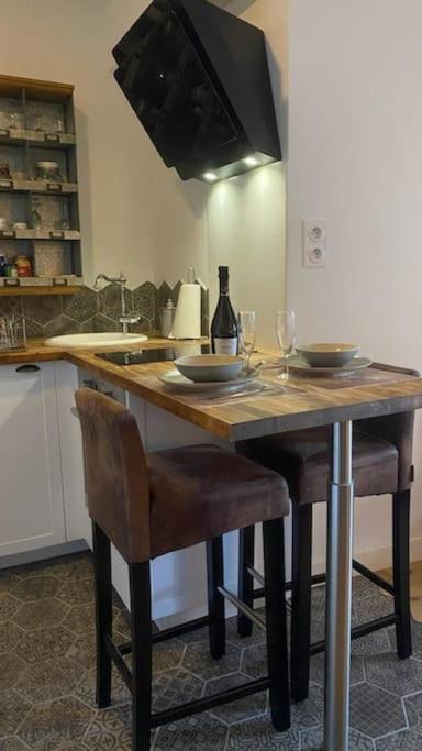 Sejour Detente Au Coeur De Spa,cine,bouteille Offerte Apartment Macon